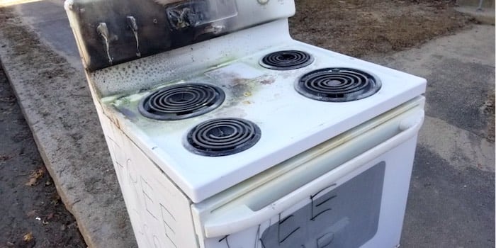 How to Dispose of a Used Oven Manhattan NY