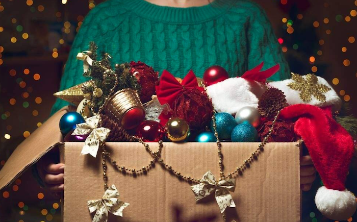 Tidy Up the Halls: Decluttering Christmas Decorations | LoadUp