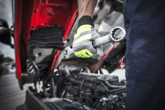 Learn more about proper truck maintenance checklists with LoadUp.