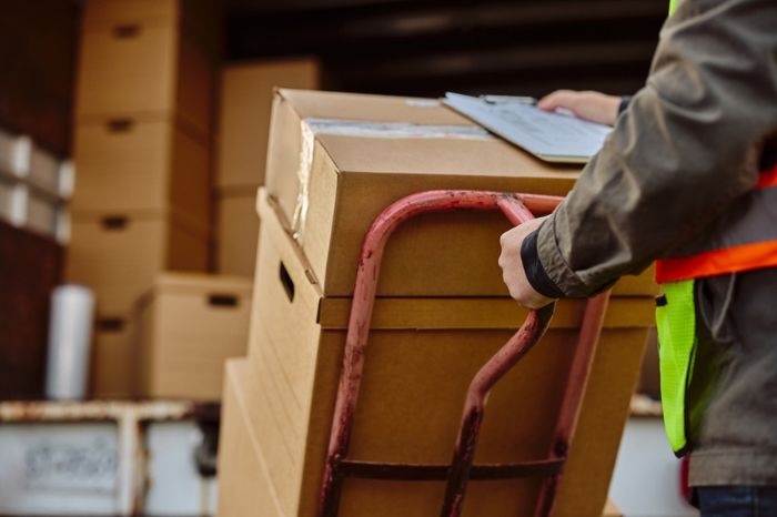 Setting fair and profitable moving job pricing is important.