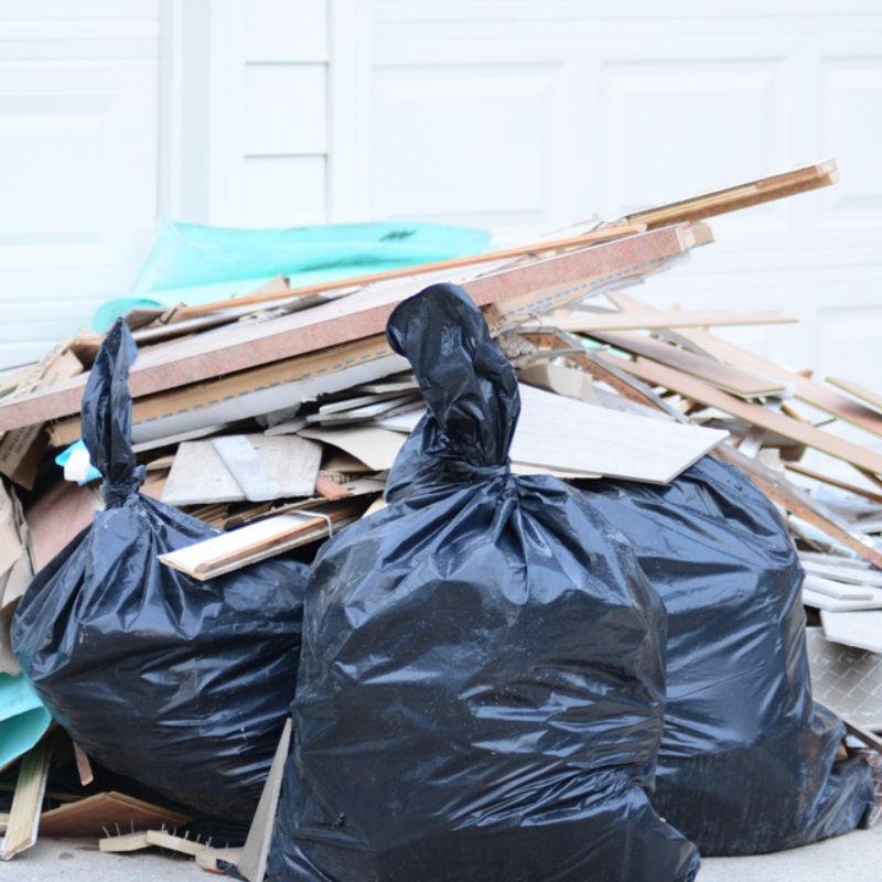 We offer construction debris removal in Eagle Mountain, UT.