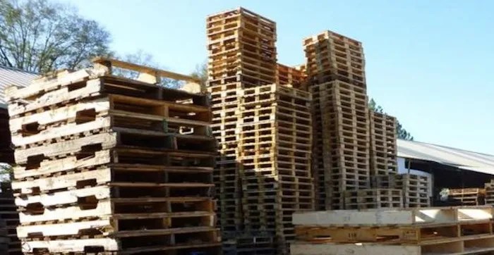 Local pallet disposal near me in Golden Valley, AZ